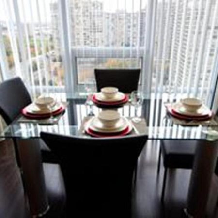 Urban Furnished Suites - Місісаґа Екстер'єр фото
