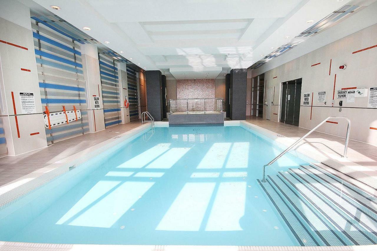 Urban Furnished Suites - Місісаґа Екстер'єр фото
