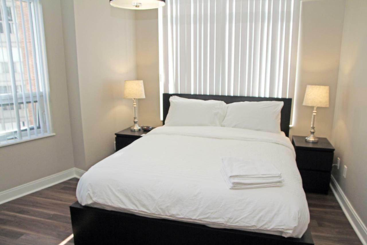 Urban Furnished Suites - Місісаґа Екстер'єр фото