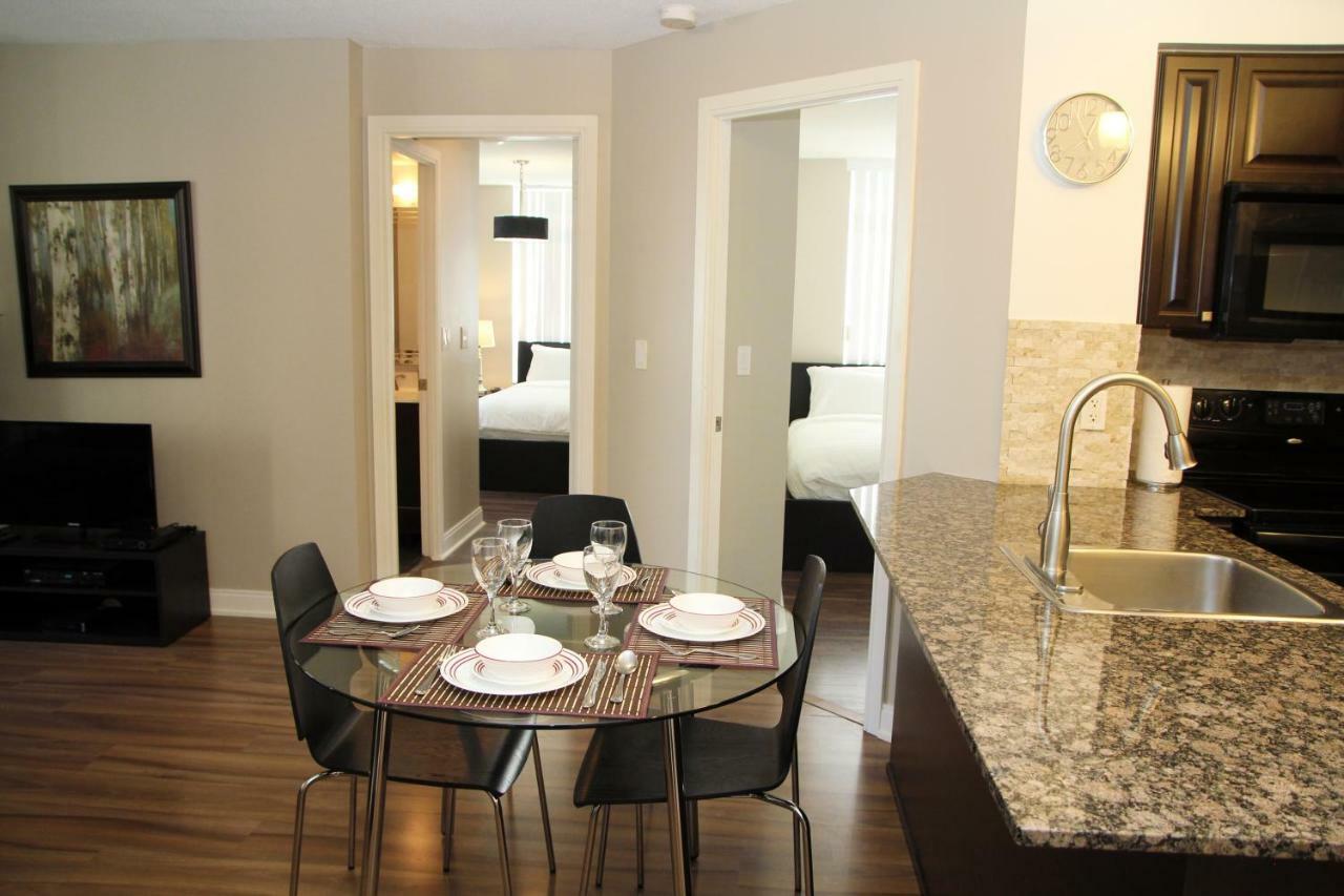 Urban Furnished Suites - Місісаґа Екстер'єр фото