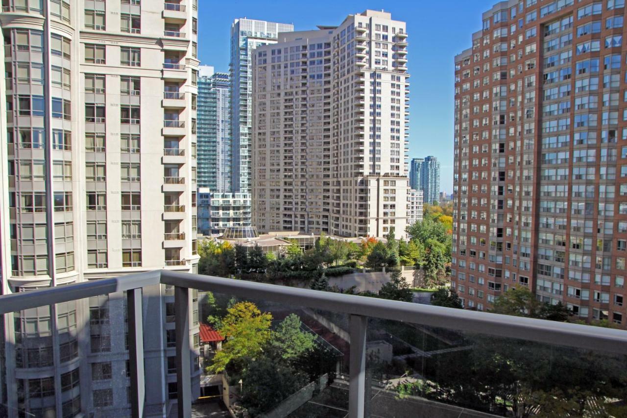 Urban Furnished Suites - Місісаґа Екстер'єр фото