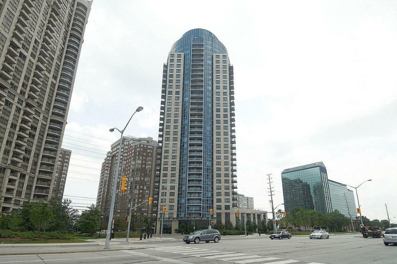 Urban Furnished Suites - Місісаґа Екстер'єр фото