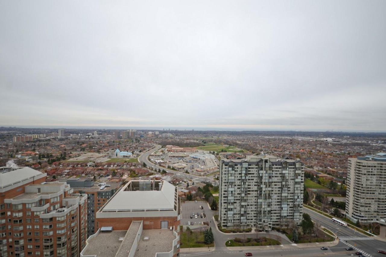 Urban Furnished Suites - Місісаґа Екстер'єр фото